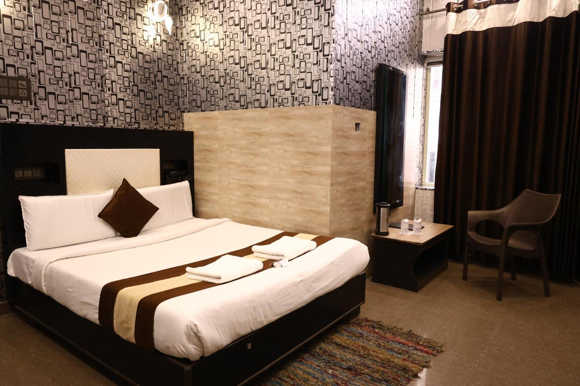 Hotel Pardesi Haridwār Exteriér fotografie