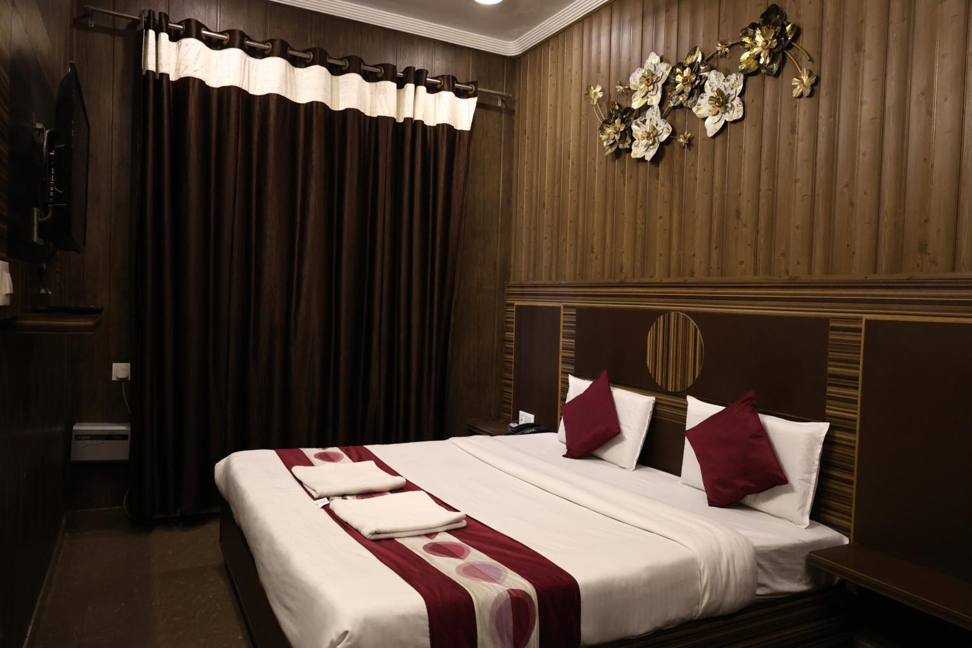 Hotel Pardesi Haridwār Exteriér fotografie