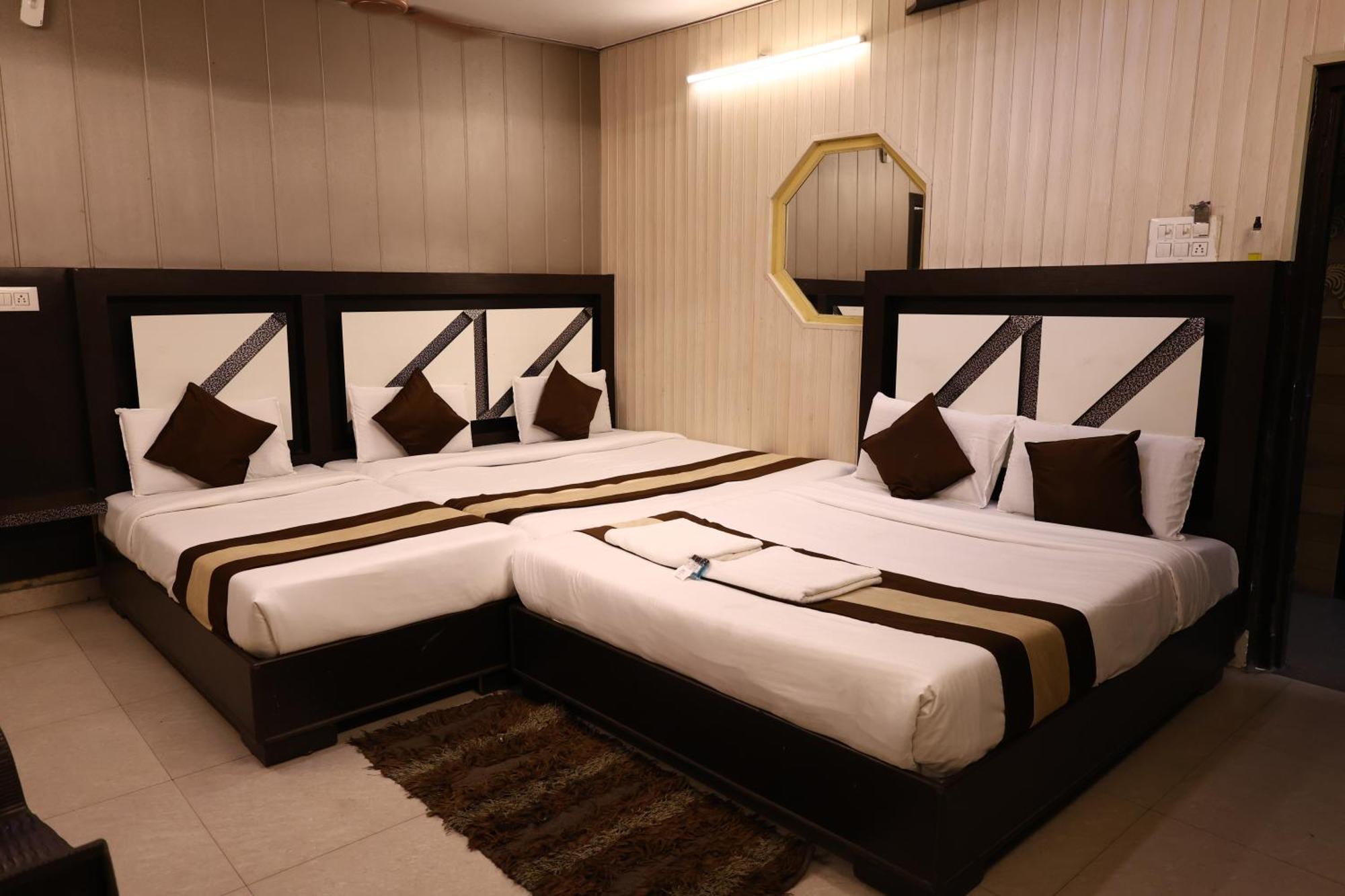 Hotel Pardesi Haridwār Exteriér fotografie