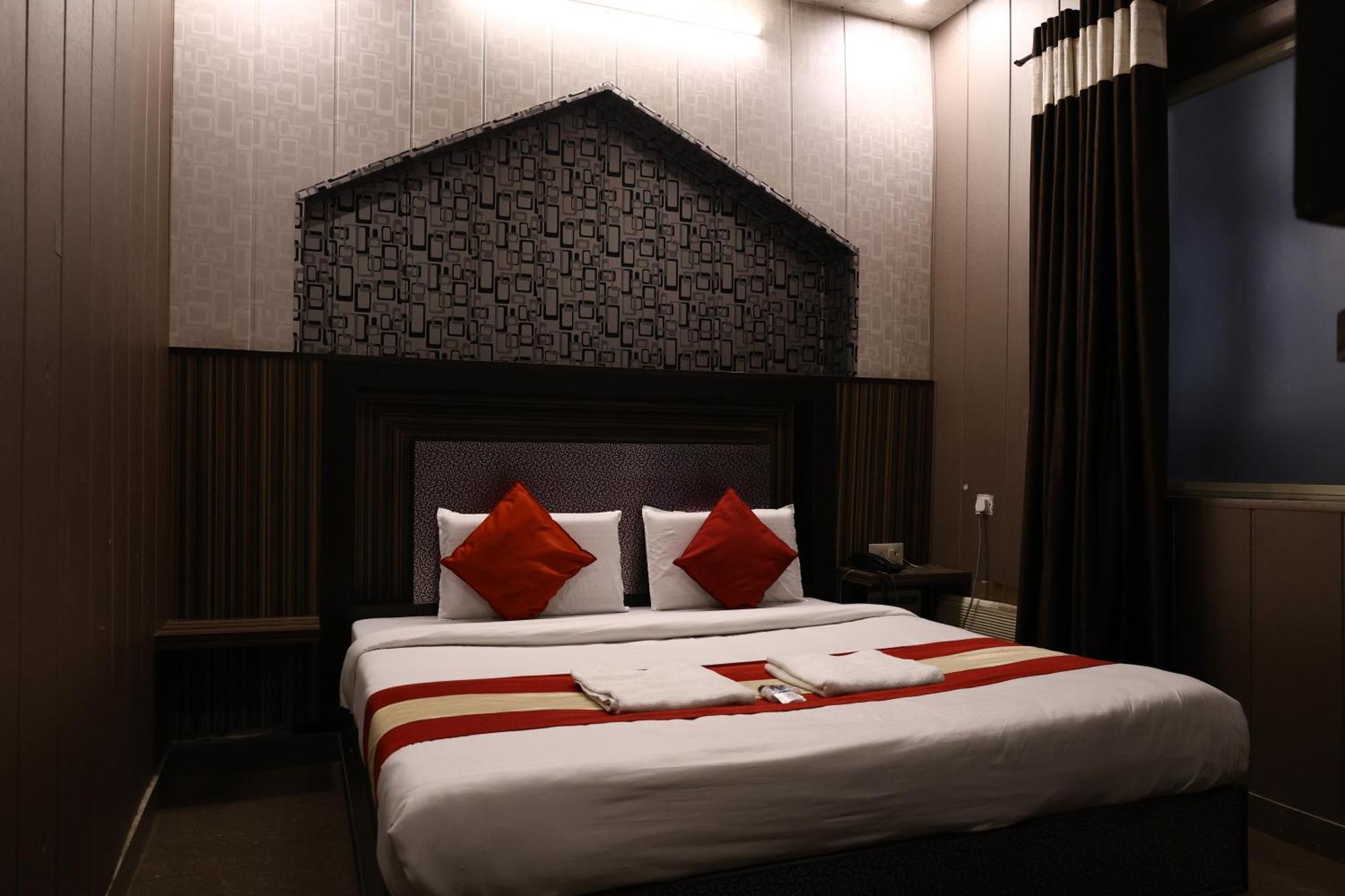 Hotel Pardesi Haridwār Exteriér fotografie