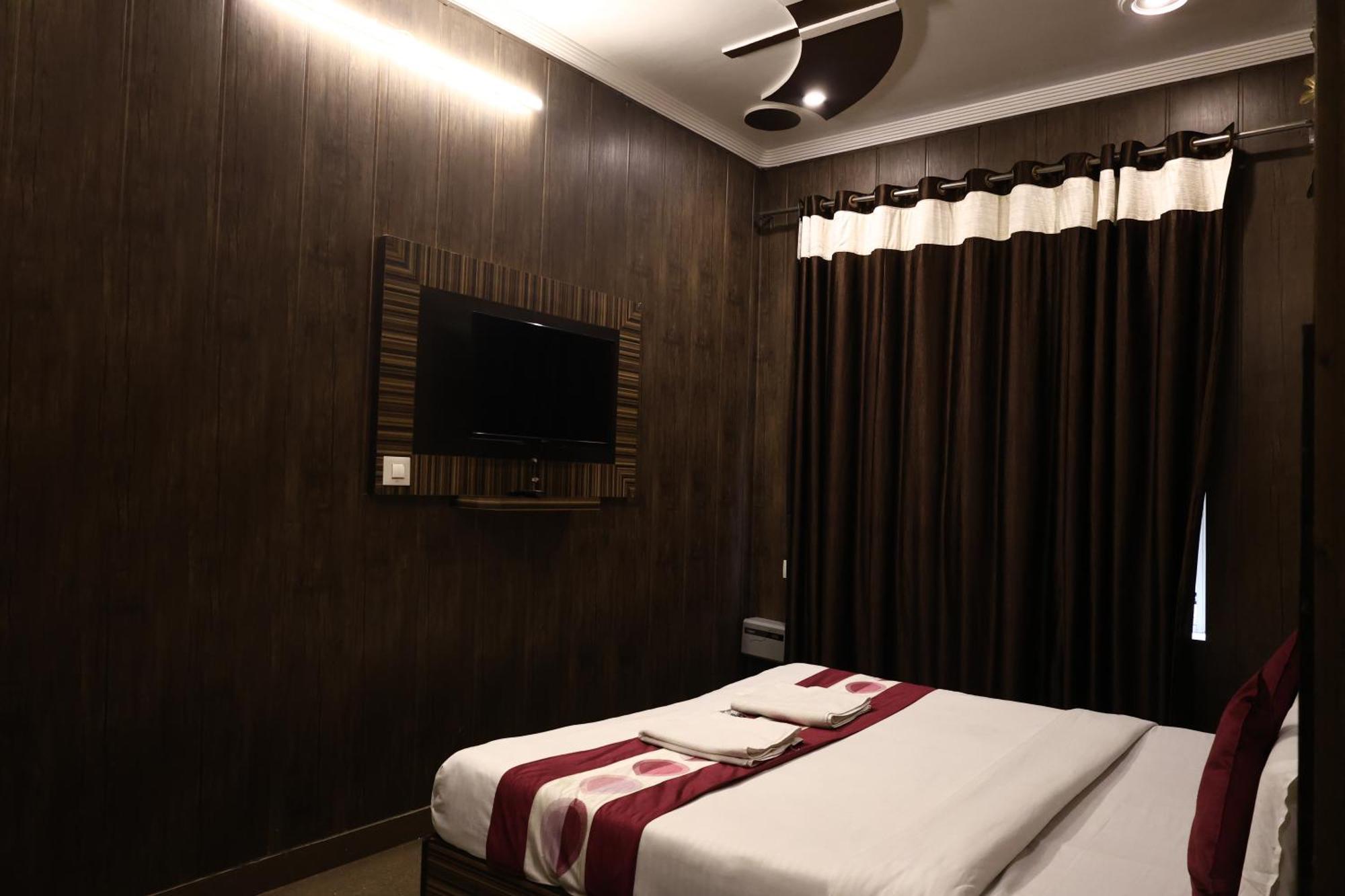 Hotel Pardesi Haridwār Exteriér fotografie