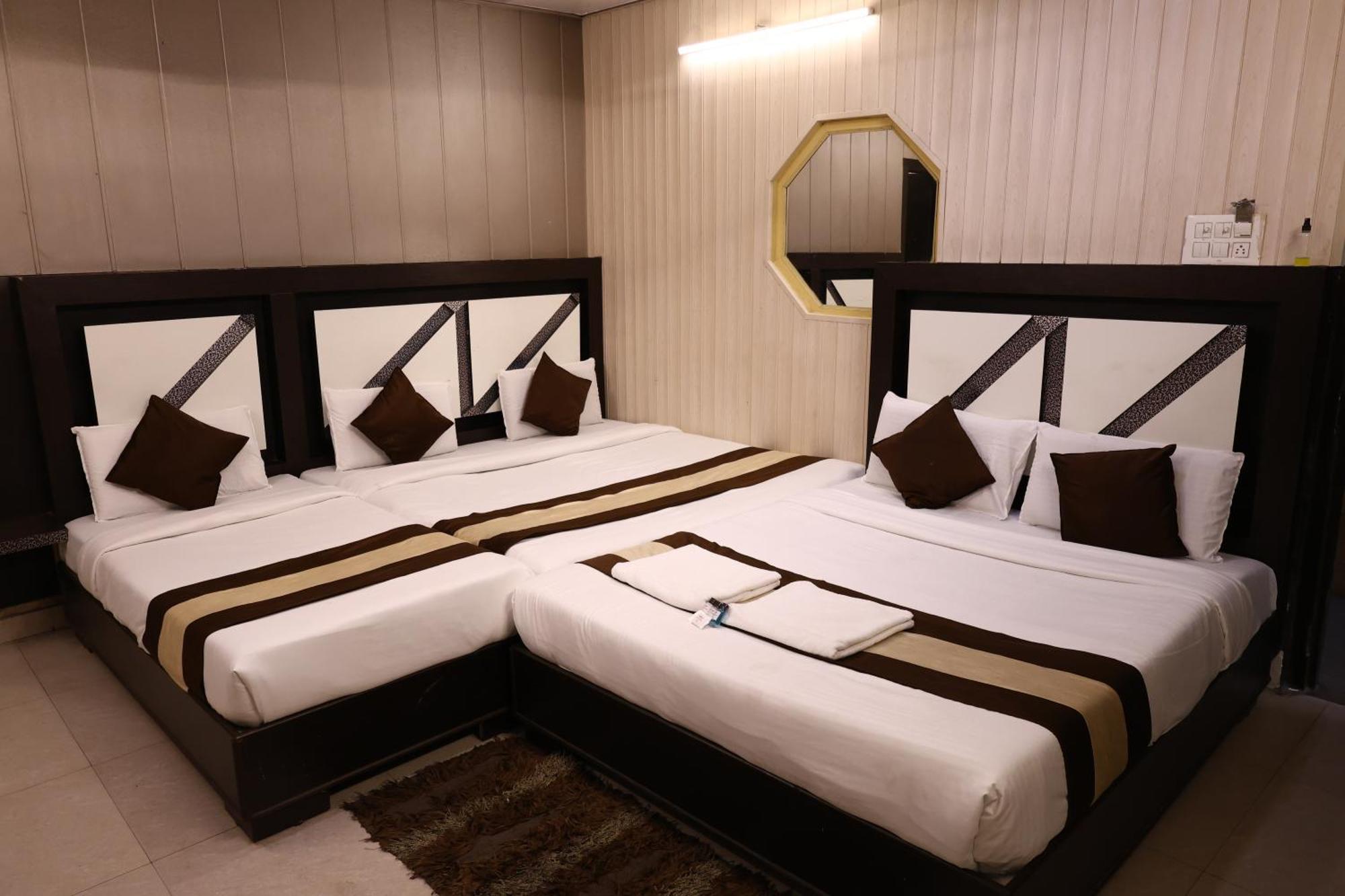 Hotel Pardesi Haridwār Exteriér fotografie