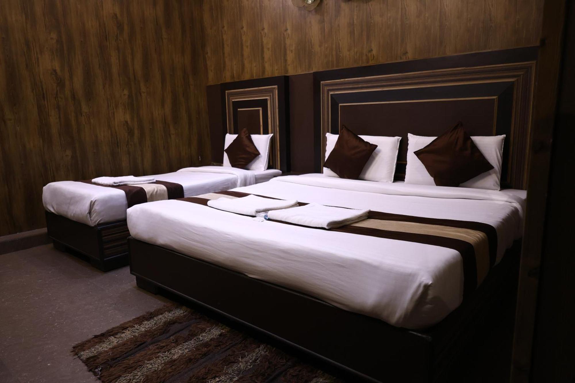 Hotel Pardesi Haridwār Exteriér fotografie