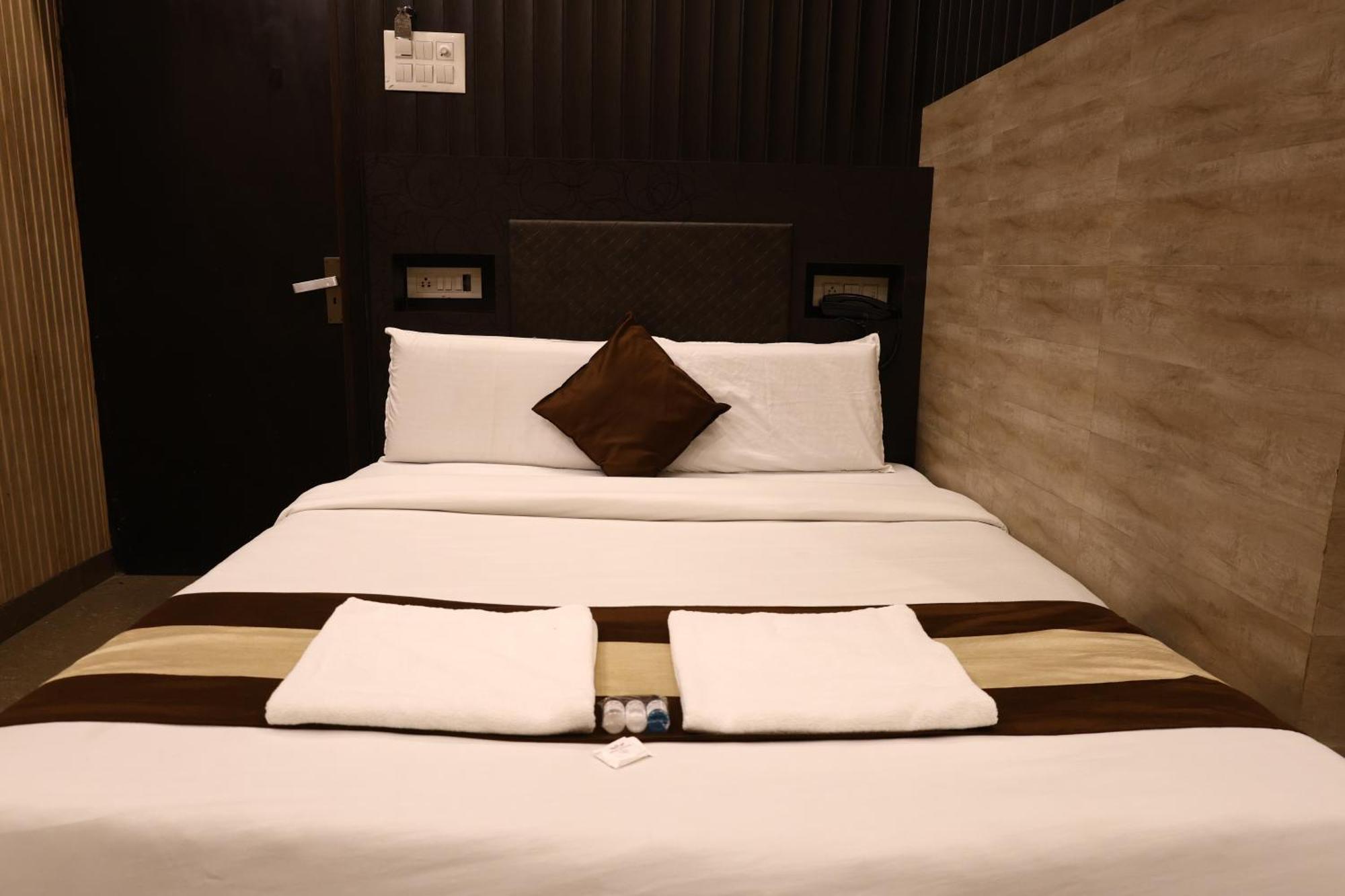 Hotel Pardesi Haridwār Exteriér fotografie