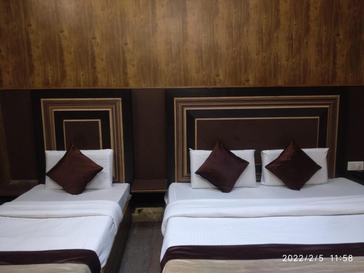 Hotel Pardesi Haridwār Exteriér fotografie