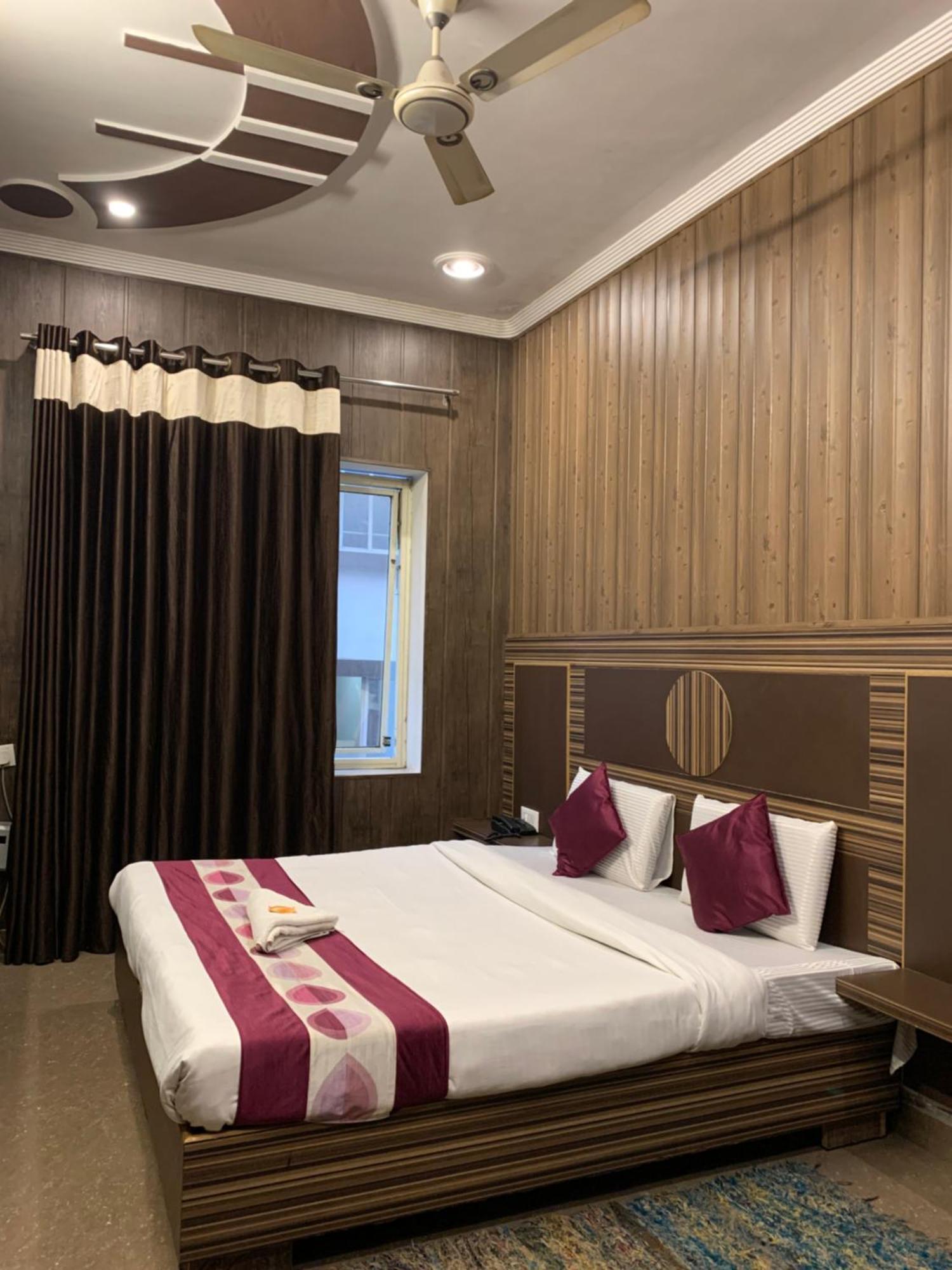 Hotel Pardesi Haridwār Exteriér fotografie