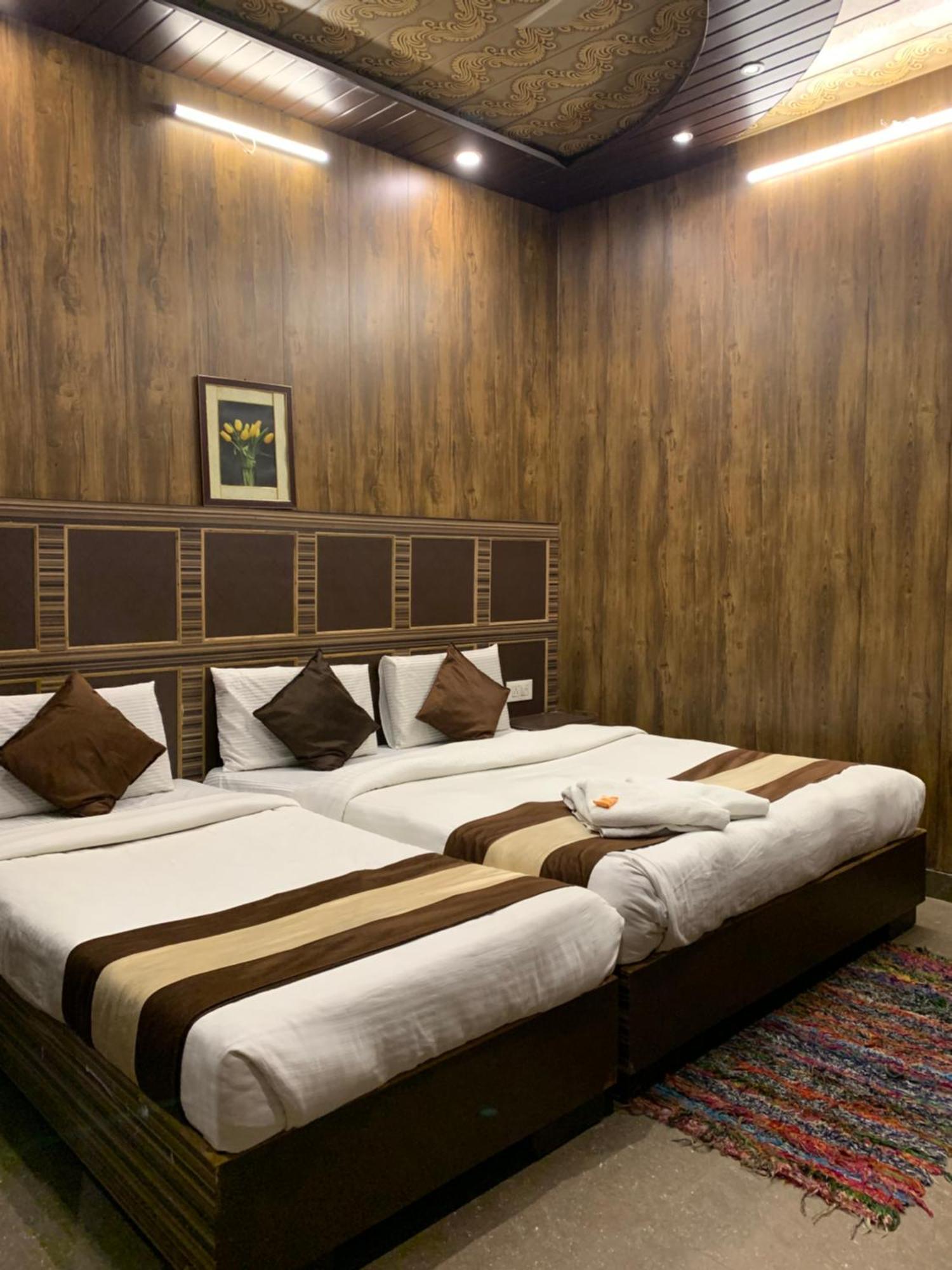 Hotel Pardesi Haridwār Exteriér fotografie
