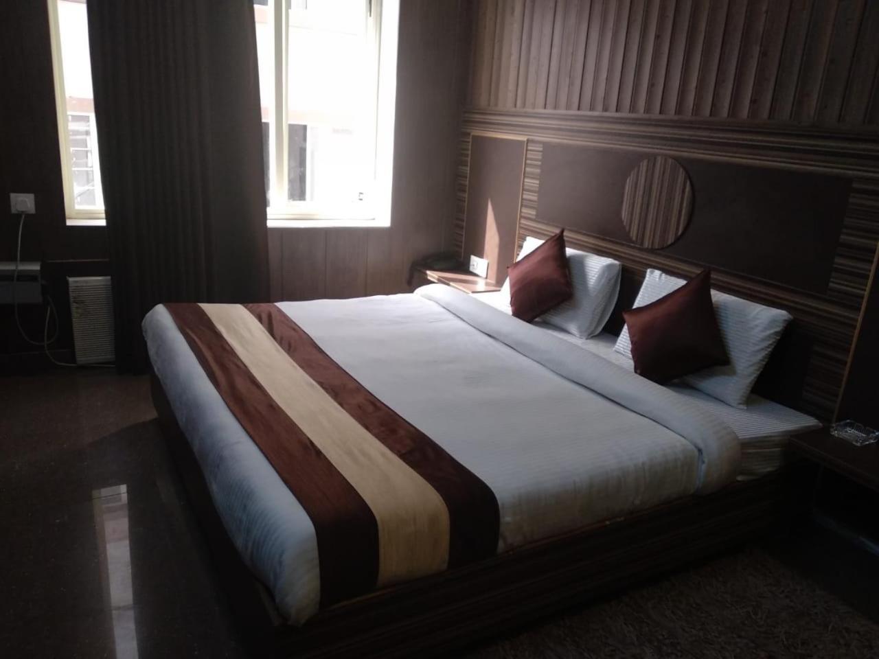 Hotel Pardesi Haridwār Exteriér fotografie