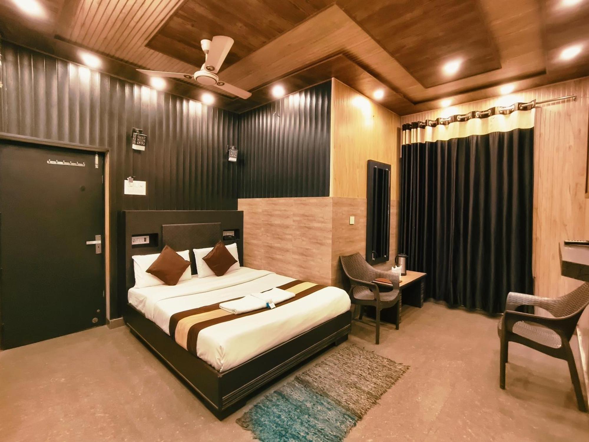 Hotel Pardesi Haridwār Exteriér fotografie